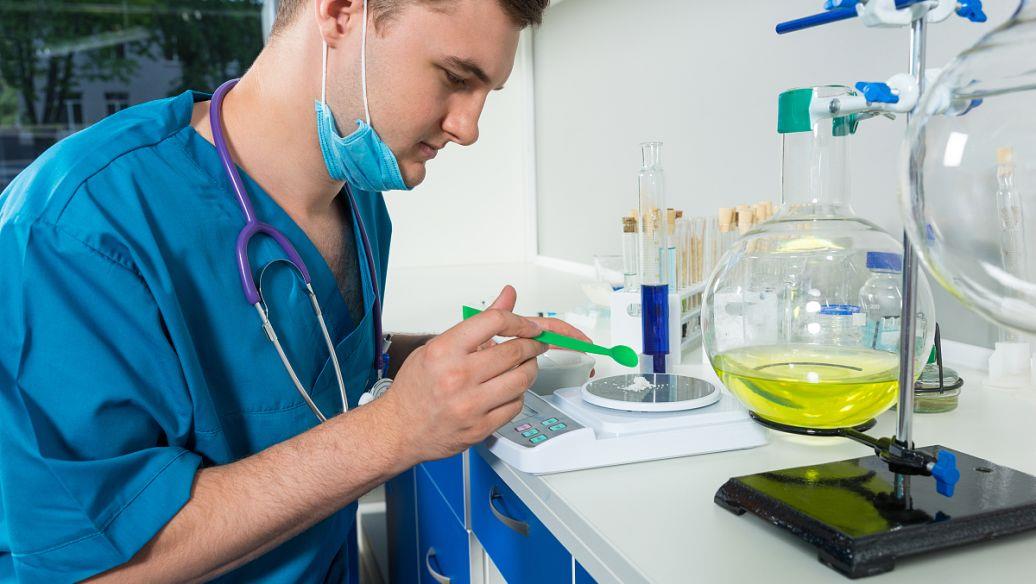 ?微生物檢驗(yàn)檢測時(shí)的注意事項(xiàng)